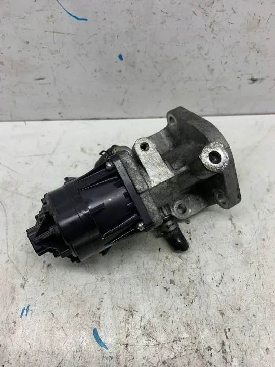 EGR-venttiili OEM SH01-K5T70874 Mazda 3 BM 2.2 D:lle image 2
