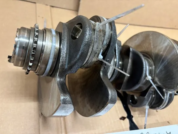 Virabrequim AUDI 3.0 TDI DEW - Peça OEM image 3
