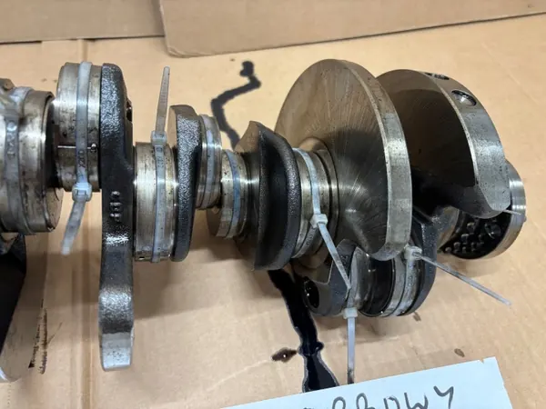 Virabrequim AUDI 3.0 TDI DEW - Peça OEM image 4