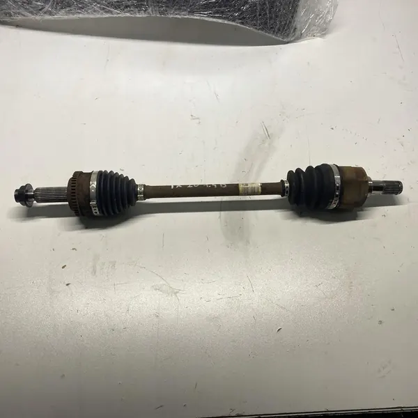 Vänster Halvaxel Hyundai IX20 1.4 Benz 2009-2019 image 2