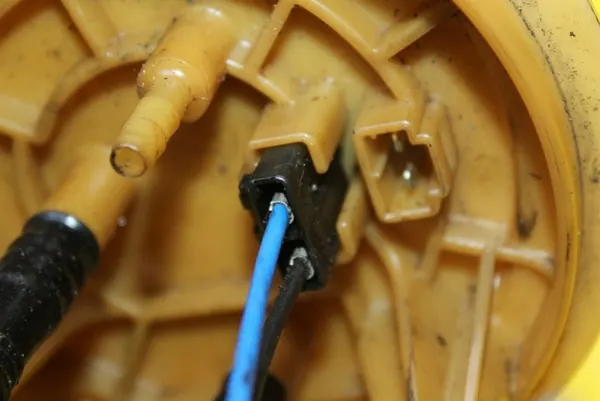 Bomba de combustible Mercedes-Benz A9064703094 image 7