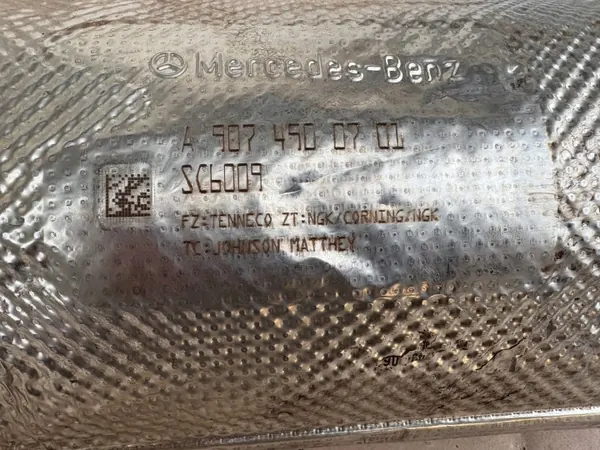 Catalyseur DPF Mercedes Sprinter 907 OEM A9074500701 image 4