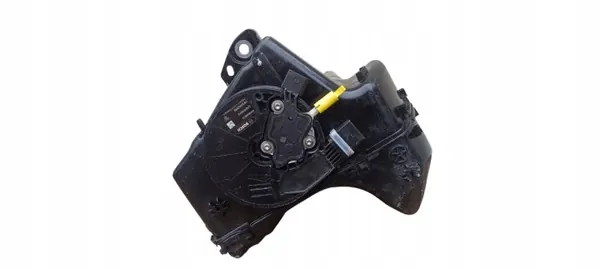 Réservoir AdBlue OEM 2Q0131877G pour VW Polo VI image 4