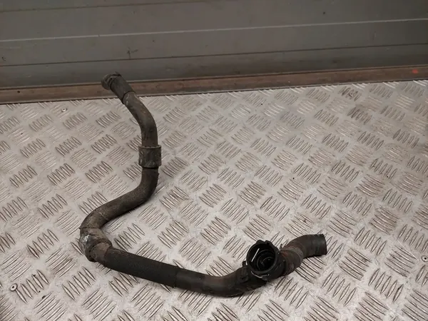 Audi A5 Etu Jäähdytyslangot 5Q0122058C image 5