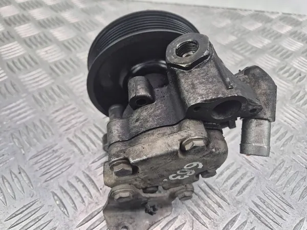 Mercedes-Benz Servostyrningspump A0054660301 image 2