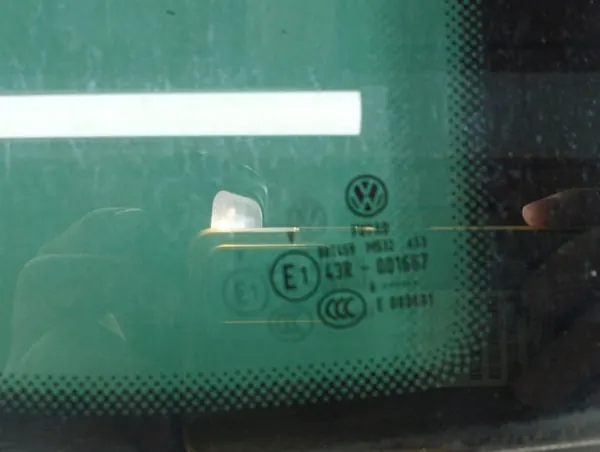 Carrosserieglas rechts achter OEM 5N0843042 VW Tiguan I image 3