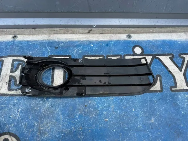 Rejilla de parachoques izquierda Audi A5 image 3