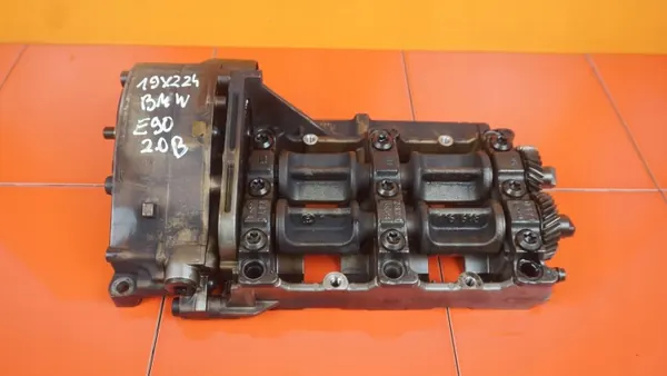 Pompe à huile OEM 1505120 pour moteur BMW N43B20A image 2