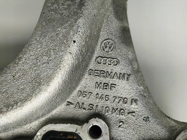 Coletor de admissão Porsche Cayenne 4.2 OEM 057145770N image 7