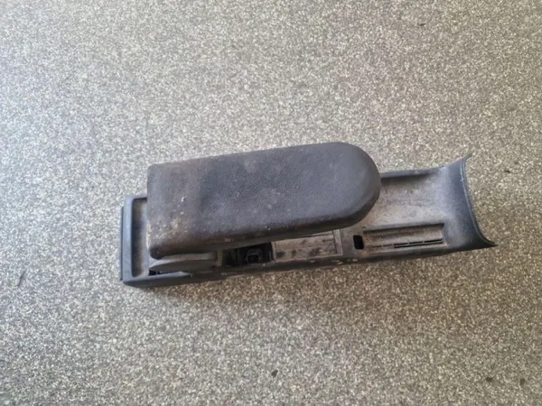 VW Käsinoja OEM 3B0864207C Passat B7 Alltrackille image 2