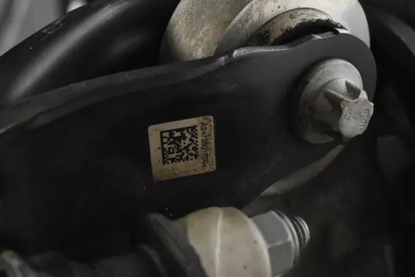 Left Rear Hub Knuckle Shock Absorber Mercedes W177 image 6