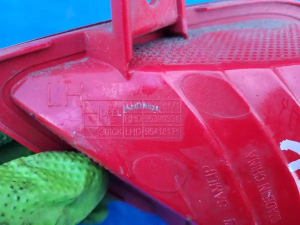 OPEL Mokka A Vänster Bakre Reflektor 95418171 image 4