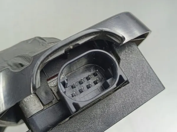 Jeep Renegade radarbevestiging OEM 52131264 image 4