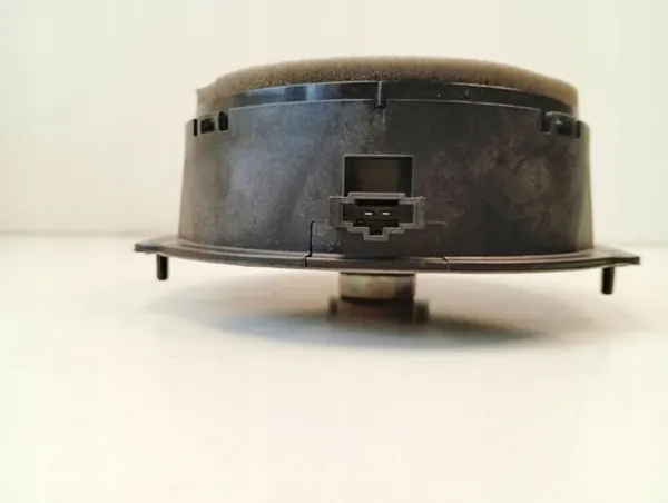 Altavoz puerta trasera Audi Q3 OEM LIU29589 image 3