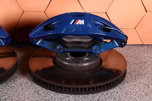Pièces frein BMW G30 G11 G12 G15 OEM 6875283 image 3