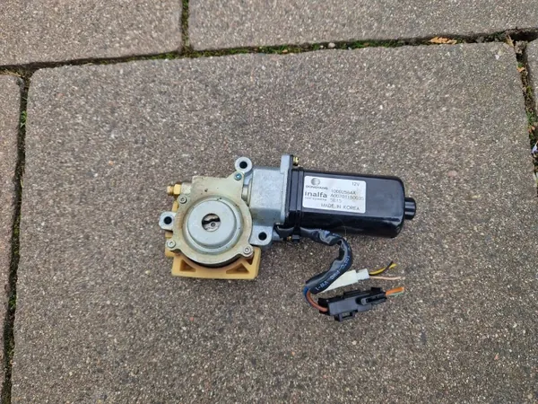OEM 10002564A katon moottori Citroën C3 Plurielille image 2