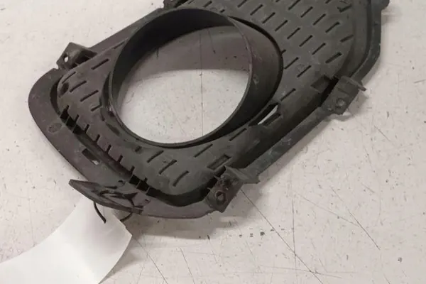 Grade de farol de neblina Kia Sorento I 865232P010 image 8