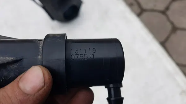 Lave-Phare Gauche MAN TGX TGS Euro 6 image 3