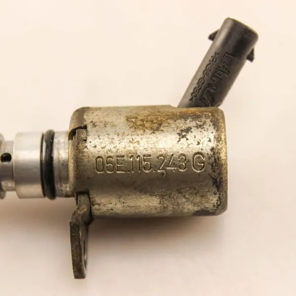 Nockenwellensteuerventil OEM 06E115243G - Gebraucht image 4
