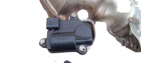 Audi RS4/RS5 8W0 17-24 OEM 8W0253612E Vaimennin image 7