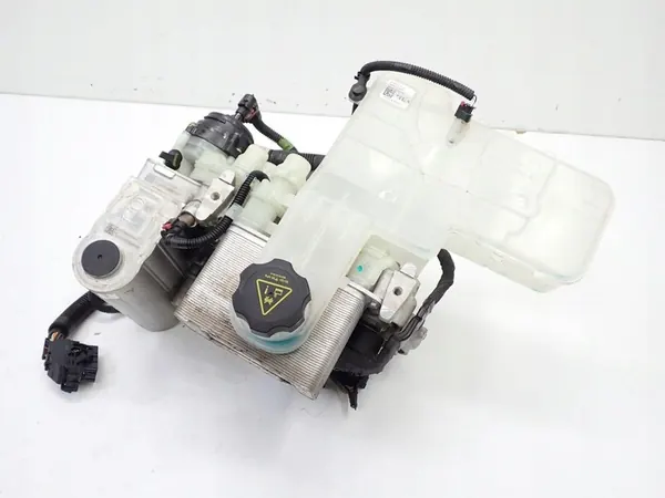 Pompe à chaleur climatisation Tesla Model X OEM image 1