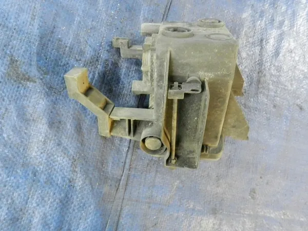 OPEL Zafira B Astra H Farol de neblina dianteiro esquerdo GM 13261997 image 3