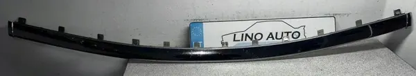BMW 7 E32 Voorbumper strip rechts OEM 51111908066 image 2