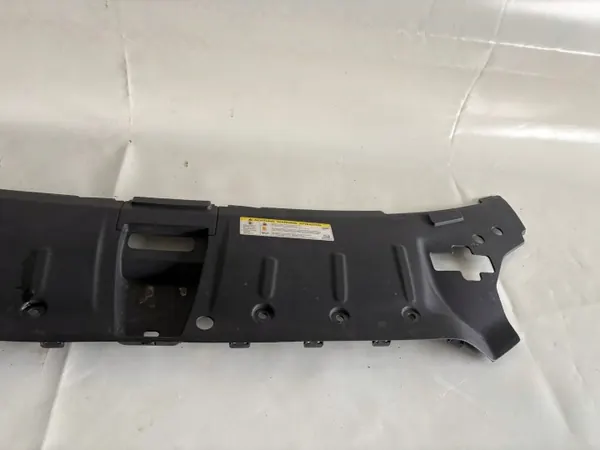 Ylävyöpeite OEM 4H0807081 Audi A8 S8 D4:lle image 3
