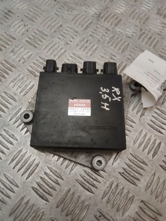 Lexus RX 450H Bränslepumpskontroller OEM 8987130040 image 2