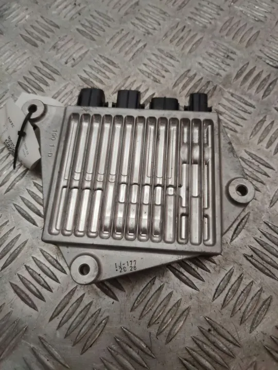 Lexus RX 450H Bränslepumpskontroller OEM 8987130040 image 3