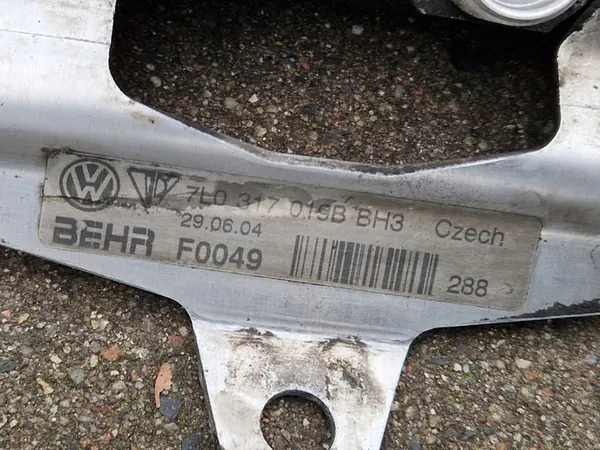 Enfriador de aceite VW Touareg Porsche Cayenne 7L0317021 image 6