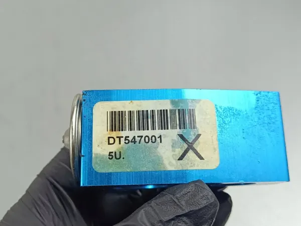 Válvula de expansión AC OEM DT547001 para Maserati image 4