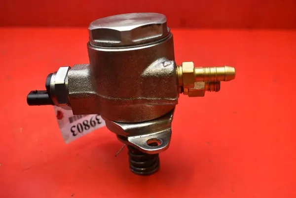 Brandstofpomp VW Golf 6 1.4 TSI 122 PK 08-15 OEM 706032110 image 4