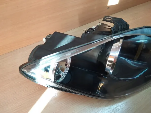 SEAT LEON II 2 LIFT 08-12 Farol Dianteiro Direito 5P1941034A image 8