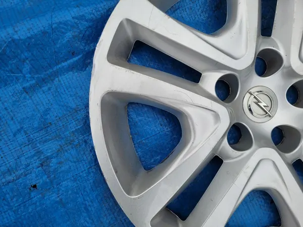 Opel Strukturella Hjulkapslar 16" Set om 4 GM 13409779 image 10