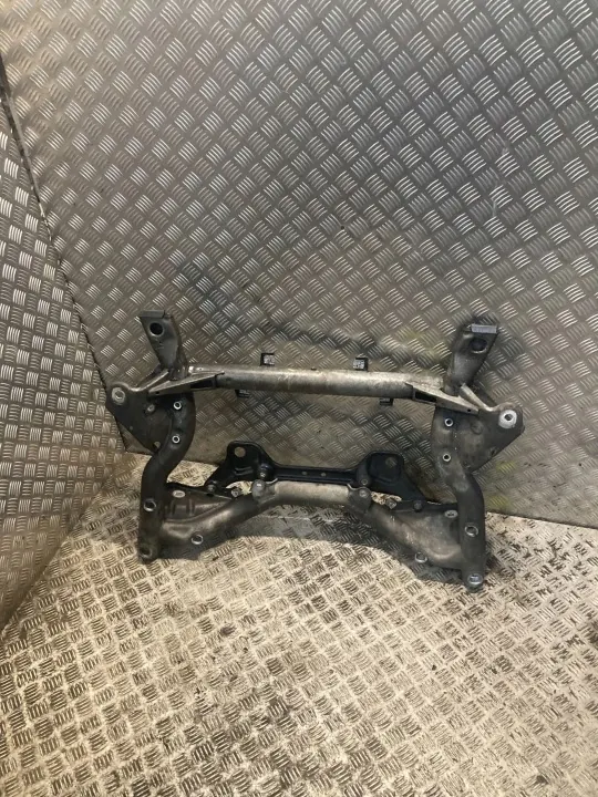 Mercedes-Benz C W204 Framfjädring OEM 2046280957 image 2