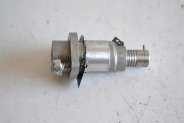 Tensor de cadena Yamaha XJ6 Original 20S1221011 image 4