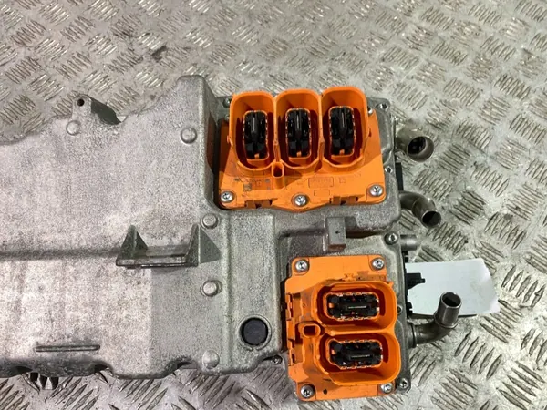 Inversor Volvo XC90 2018 OEM 31673216 - Usado image 5