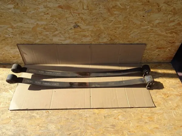 Ressort à lames arrière Mercedes Sprinter W906 OEM A9063201806 image 2