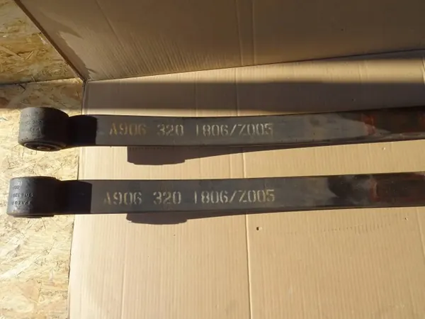 Ressort à lames arrière Mercedes Sprinter W906 OEM A9063201806 image 3