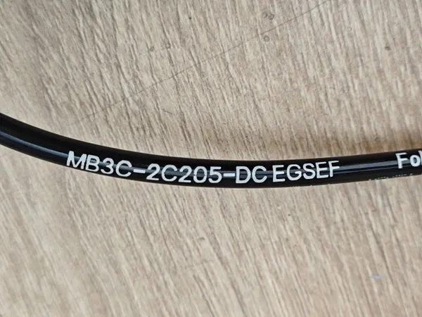 ABS-sensor links voor MB3C-2C205-DC voor VW Amarok II image 7