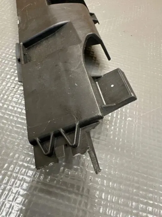 Porsche 718 Boxster tröskelfäste OEM 99155562003 image 2
