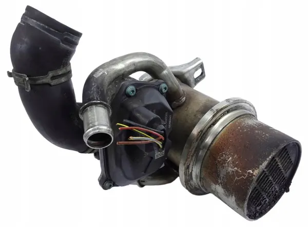 EGR-kylare OEM 04L131512BH Audi A3 8V Golf VII image 2