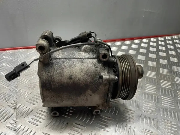 Compresseur de Climatisation Mitsubishi Lancer VII 1.6 16V MN185570 image 5