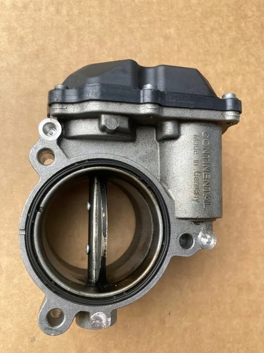 Audi 3.0 TDI Válvula de Aceleração 059145950AH image 2