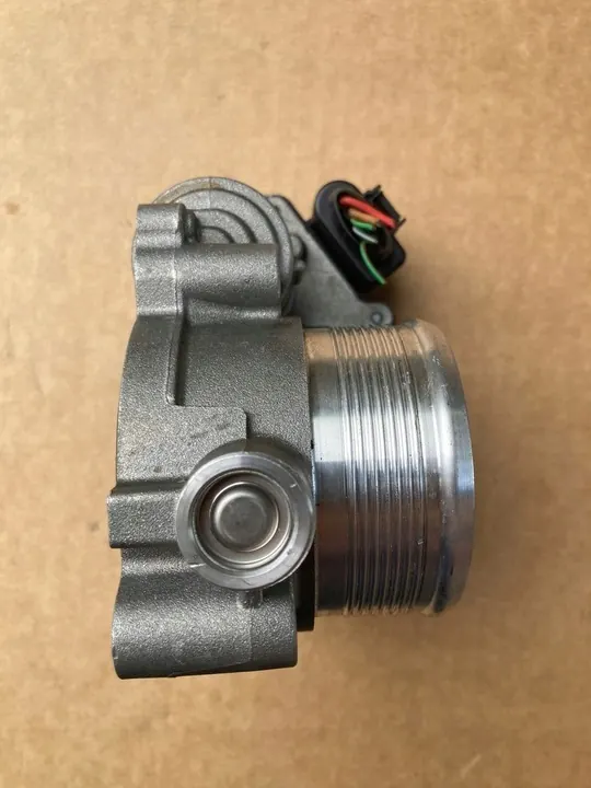 Audi 3.0 TDI Válvula de Aceleração 059145950AH image 5