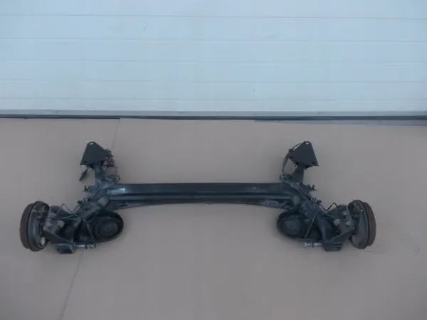 Fiat 500 Hinterachsträger OEM belka 500 - Gebraucht image 2
