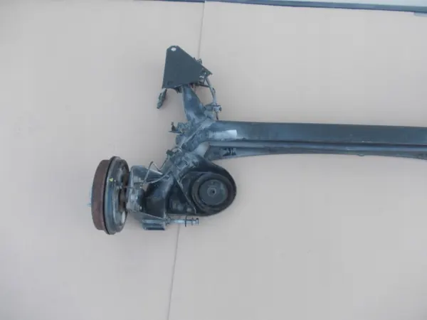 Fiat 500 Hinterachsträger OEM belka 500 - Gebraucht image 4