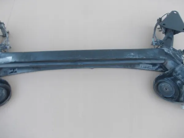 Fiat 500 Hinterachsträger OEM belka 500 - Gebraucht image 5