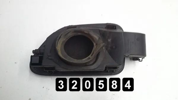 BMW Bränsletanklock OEM AM-320584 - Begagnad del image 3